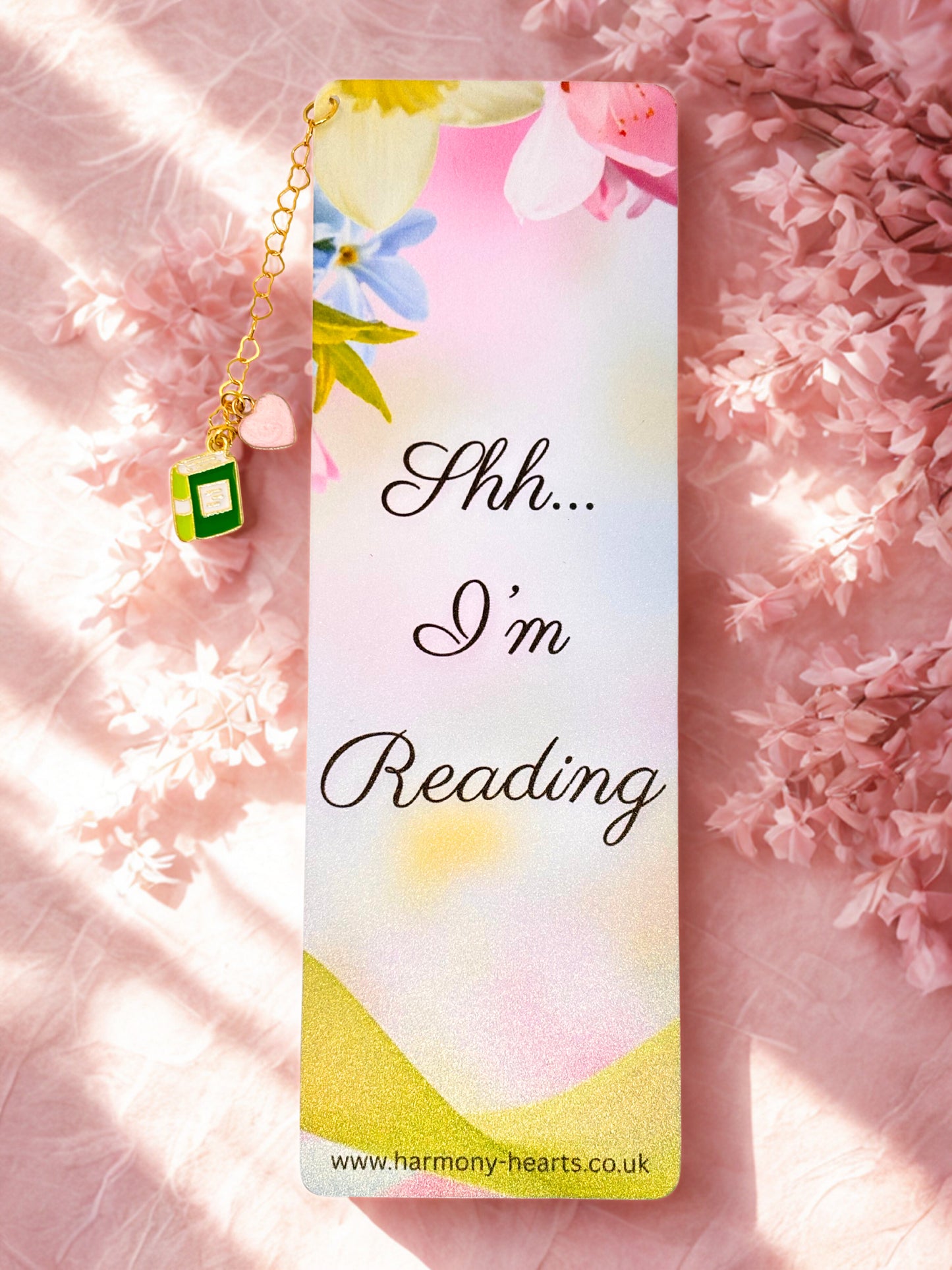 Floral bookmark with 'Shh... I'm Reading' text on a pink floral background
