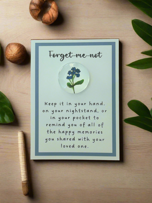 Forget me not pocket hug on card